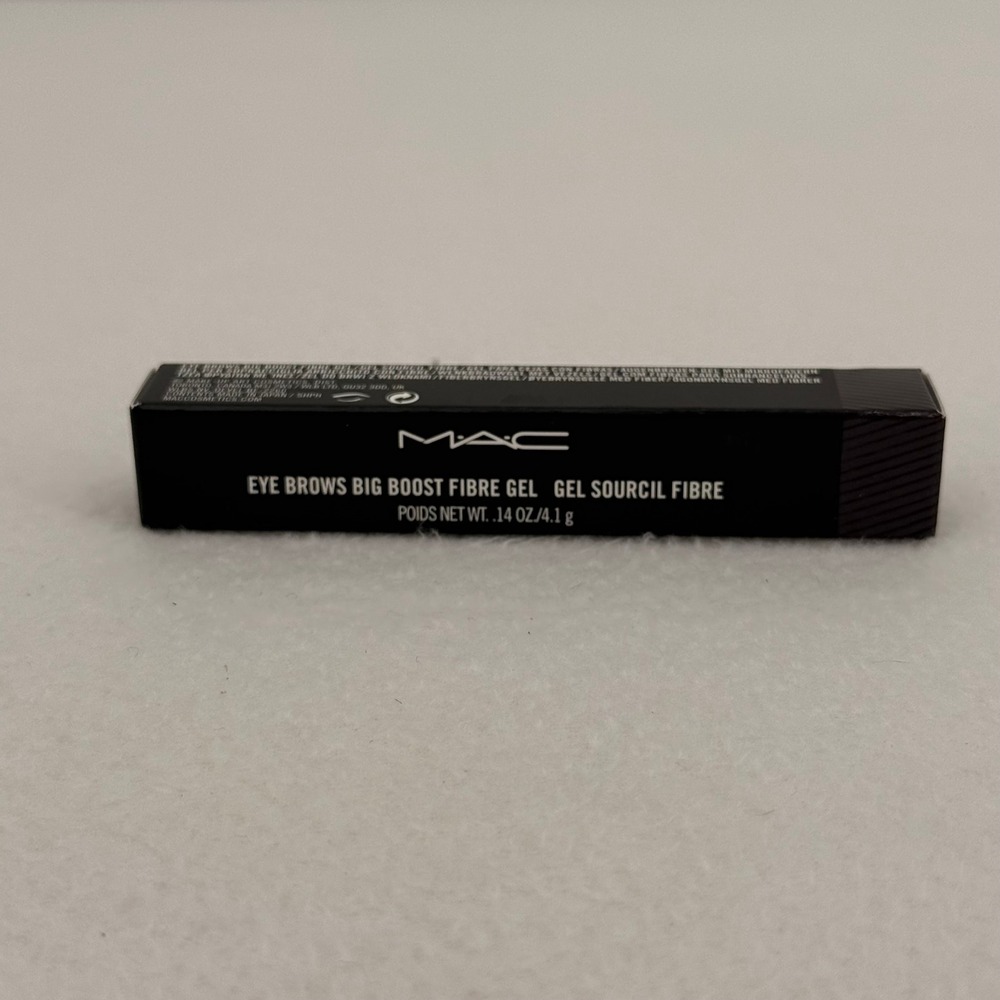 MAC Eye Brows Big Boost Fibre Gel Genuine Aubergine 0.14oz 4.1g Tinted Brow Gel